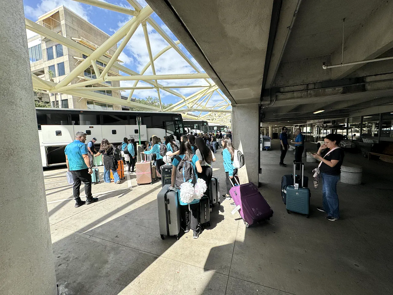 Delegacion equipaje terminal — Action Travel