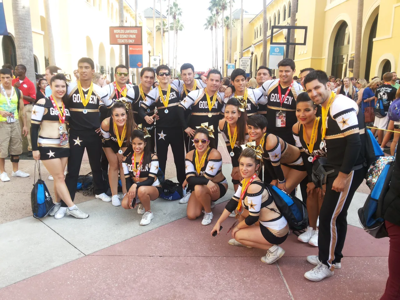 Delegacion grupo evento — Action Travel